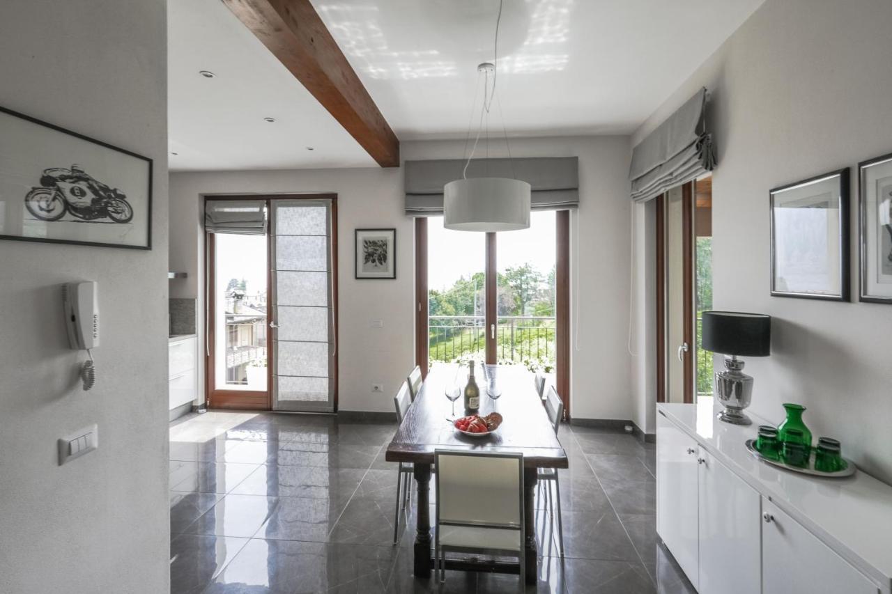 Villa Elena เมนาจโจ ภายนอก รูปภาพ