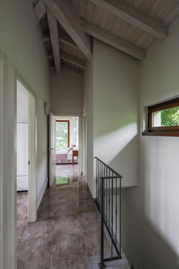 Villa Elena เมนาจโจ ภายนอก รูปภาพ