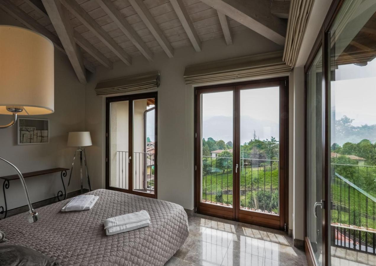 Villa Elena เมนาจโจ ภายนอก รูปภาพ