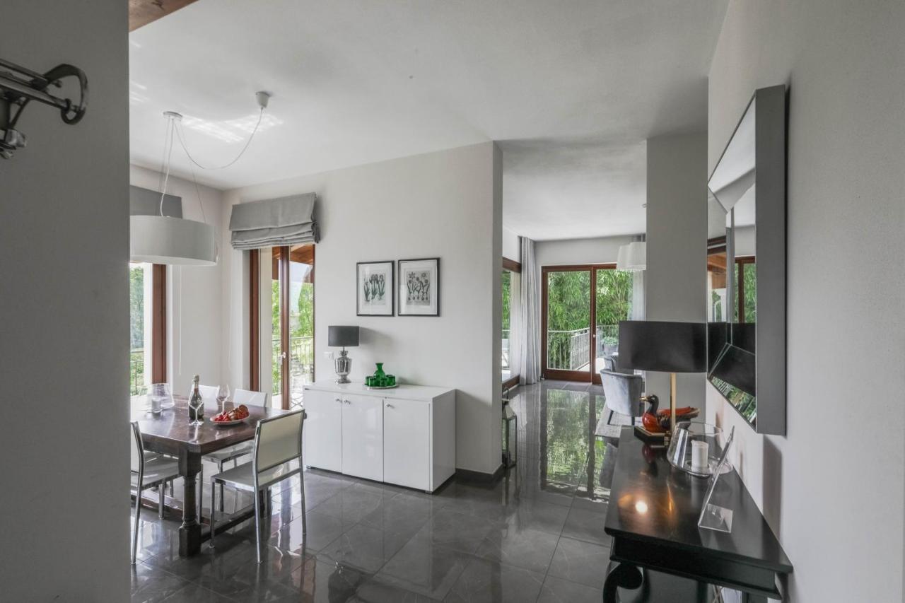 Villa Elena เมนาจโจ ภายนอก รูปภาพ